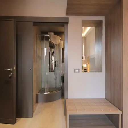 Eda Grey Проживание в семье